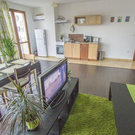 Flora Apartment Centrum Sofia Zewnętrze zdjęcie