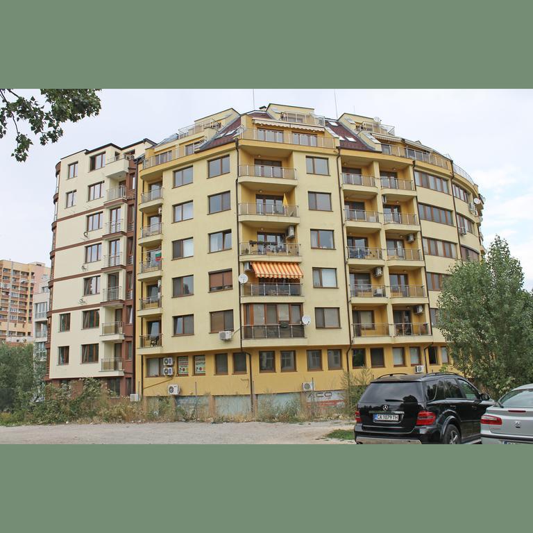 Flora Apartment Centrum Sofia Zewnętrze zdjęcie