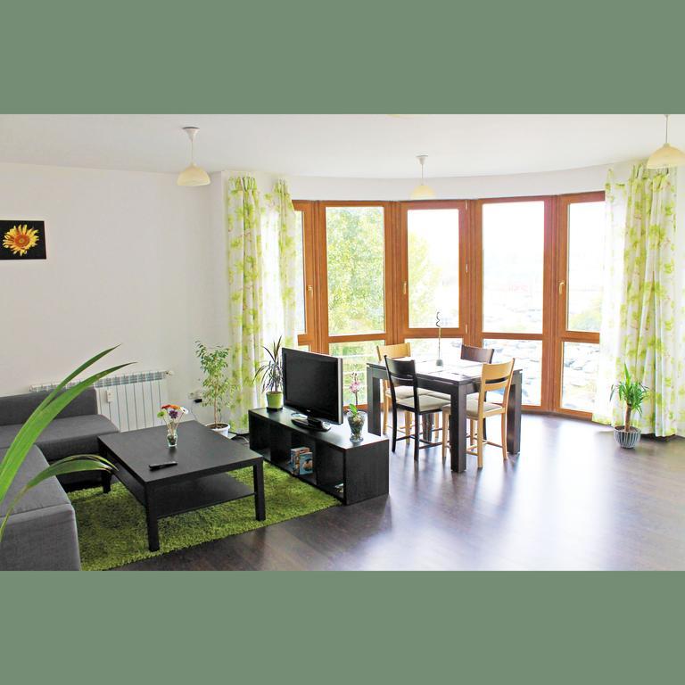 Flora Apartment Centrum Sofia Zewnętrze zdjęcie