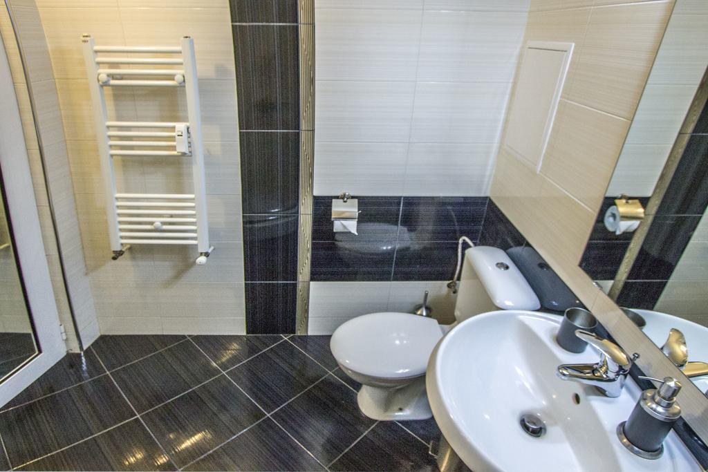 Flora Apartment Centrum Sofia Zewnętrze zdjęcie